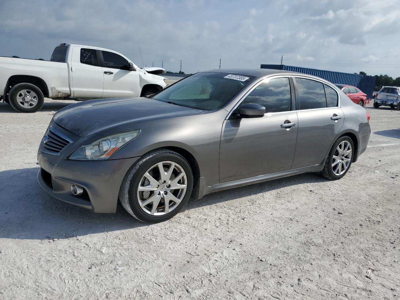 INFINITI G37 BASE