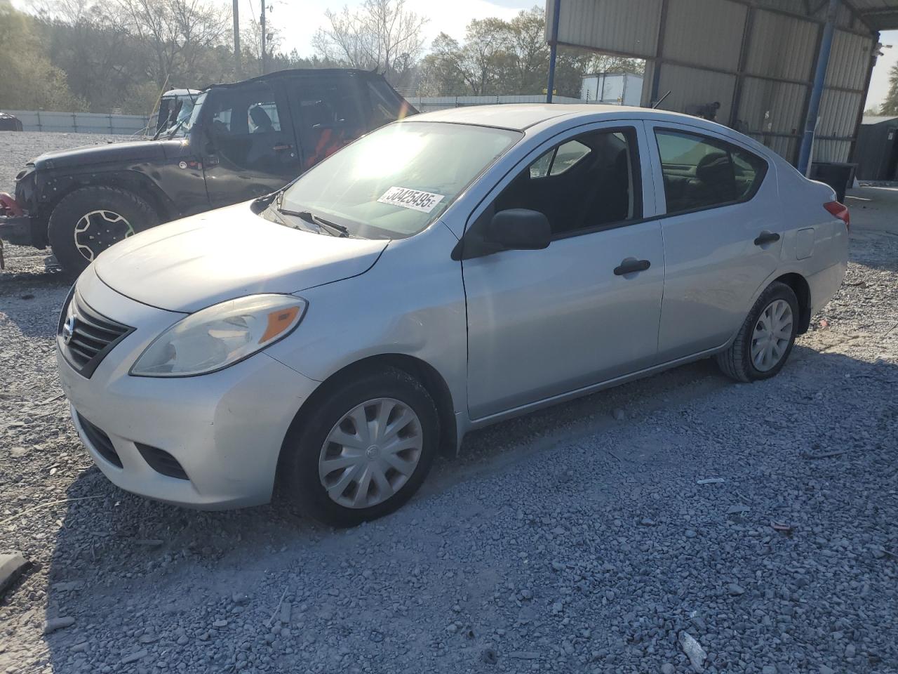 NISSAN VERSA S