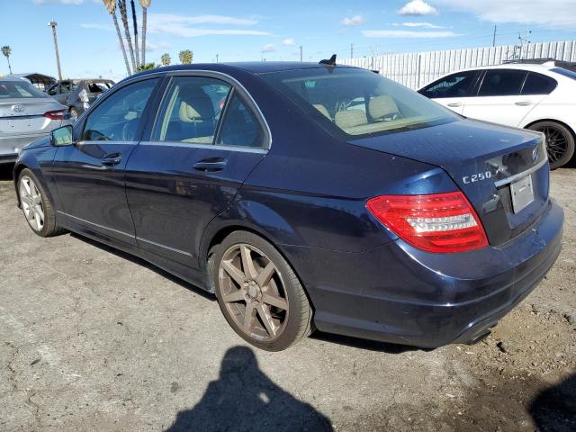 MERCEDES-BENZ C 250 2014 blue  gas WDDGF4HB0EA948724 photo #3