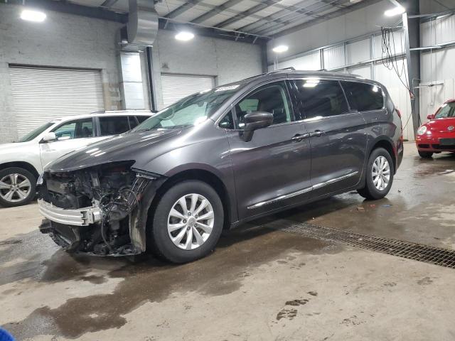 CHRYSLER PACIFICA TOURING L