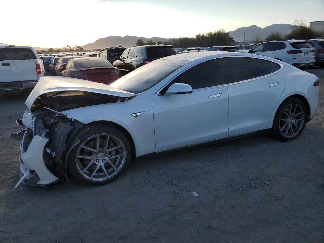 TESLA MODEL S