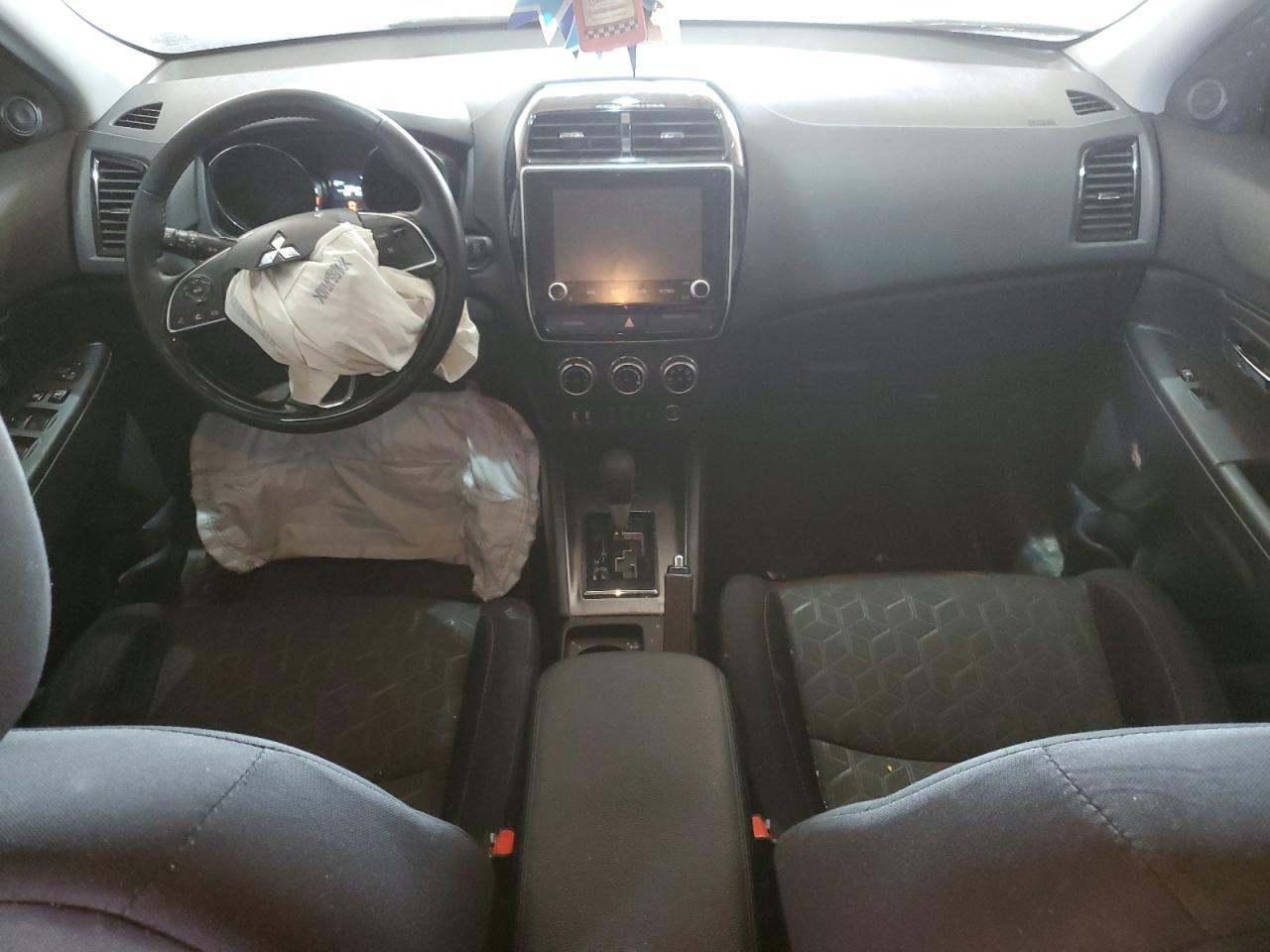 MITSUBISHI OUTLANDER S/SE