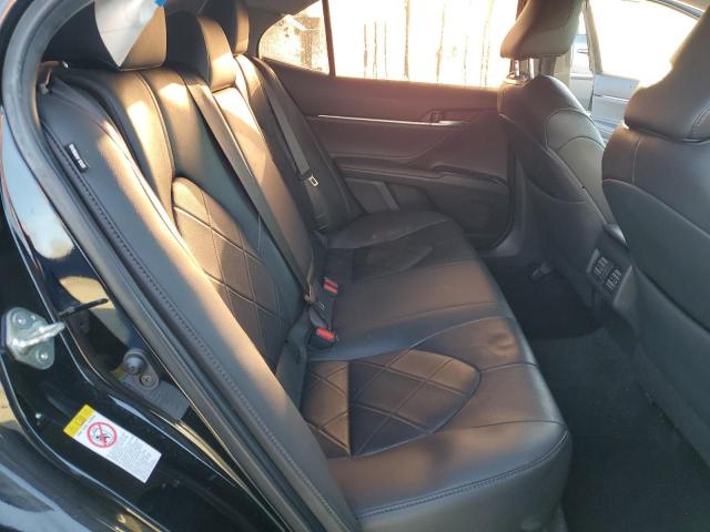 2018 TOYOTA CAMRY L - 4T1B11HK0JU093836
