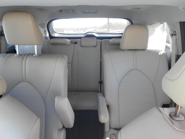 2022 TOYOTA HIGHLANDER - 5TDGZRAH9NS092131