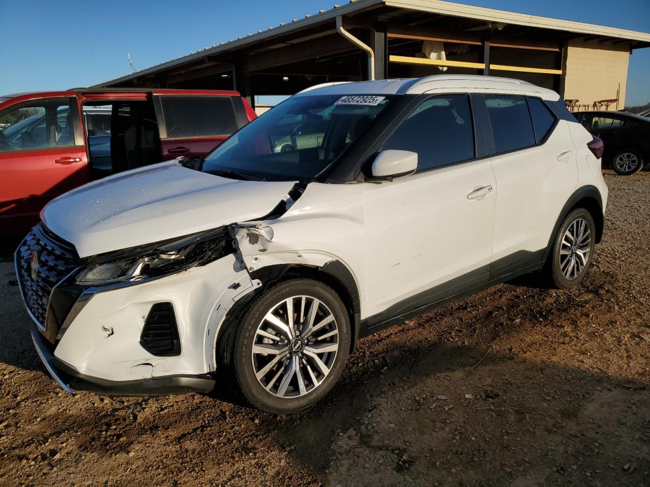 NISSAN KICKS SV