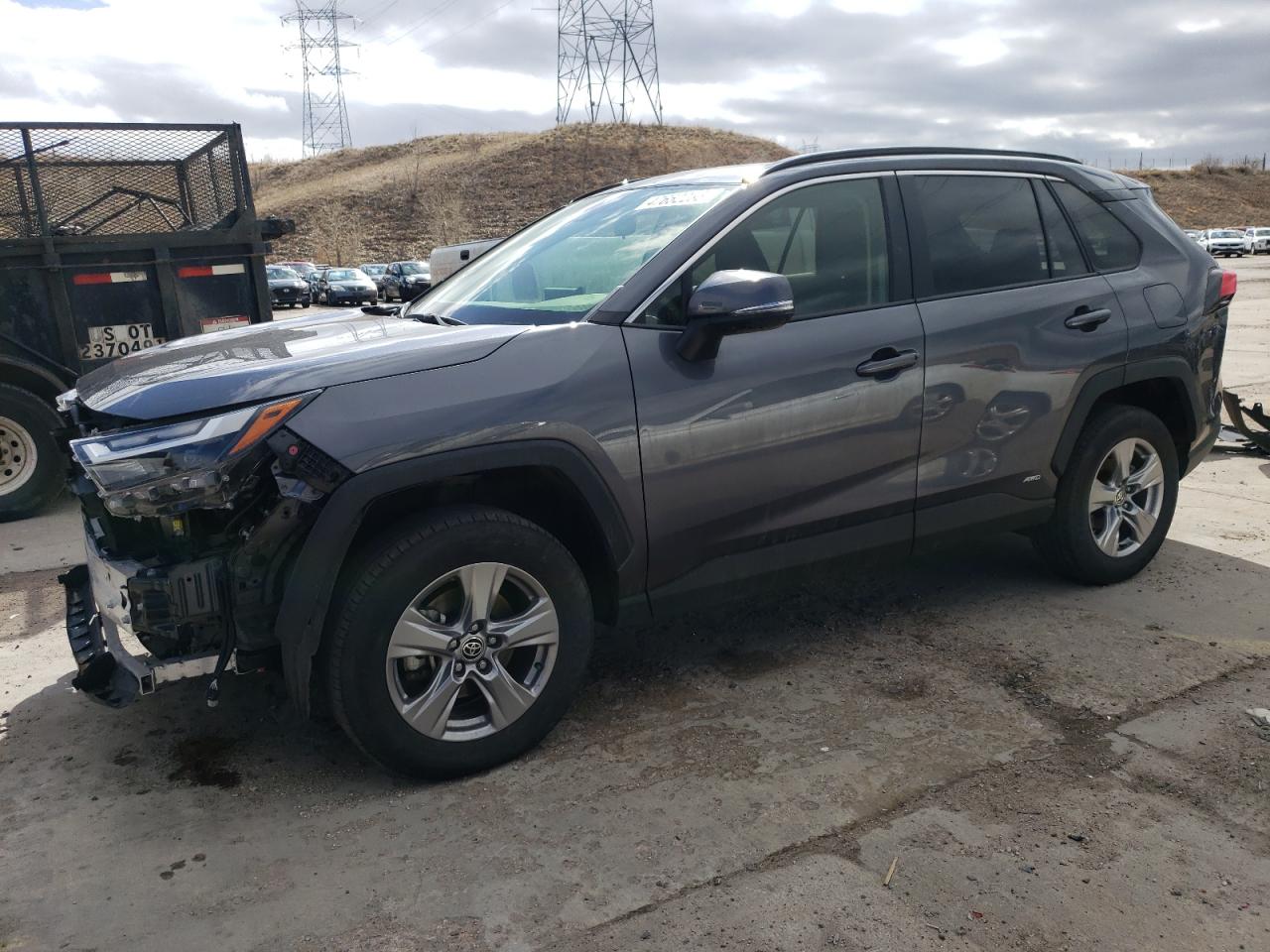 TOYOTA RAV4 XLE