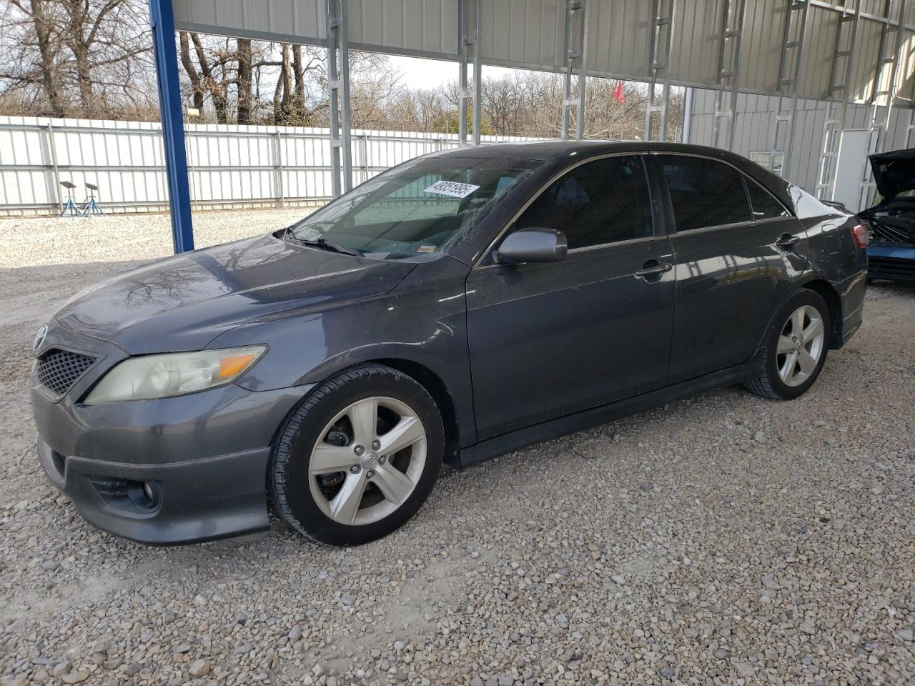 TOYOTA CAMRY BASE