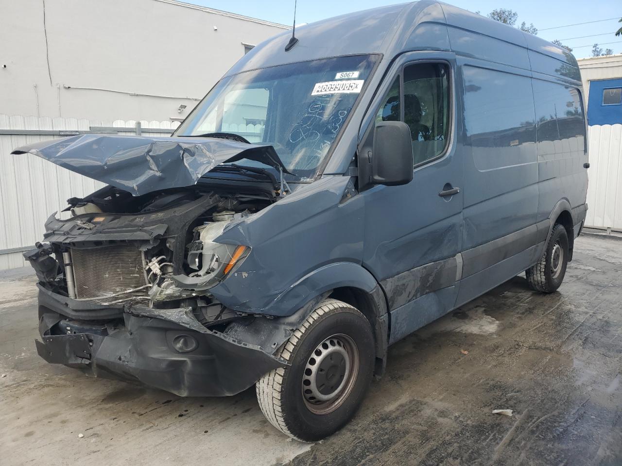MERCEDES-BENZ SPRINTER 2500