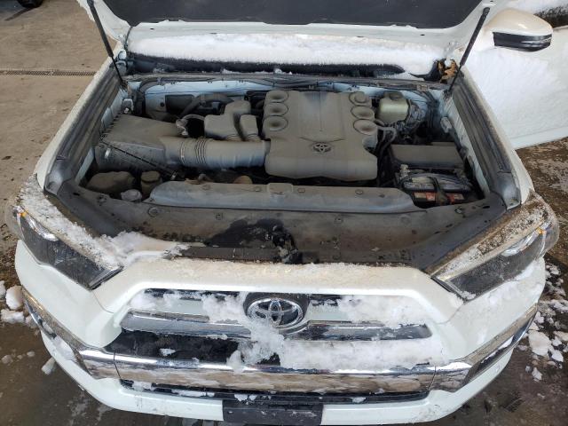 2018 TOYOTA 4RUNNER SR - JTEBU5JRXJ5537420