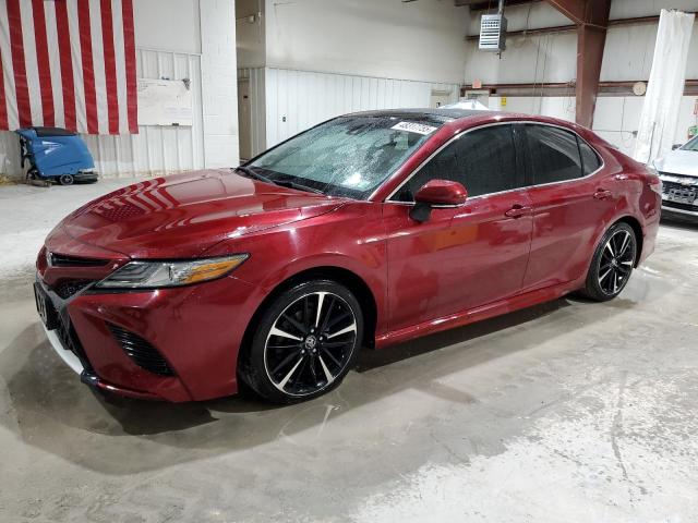 TOYOTA CAMRY XSE