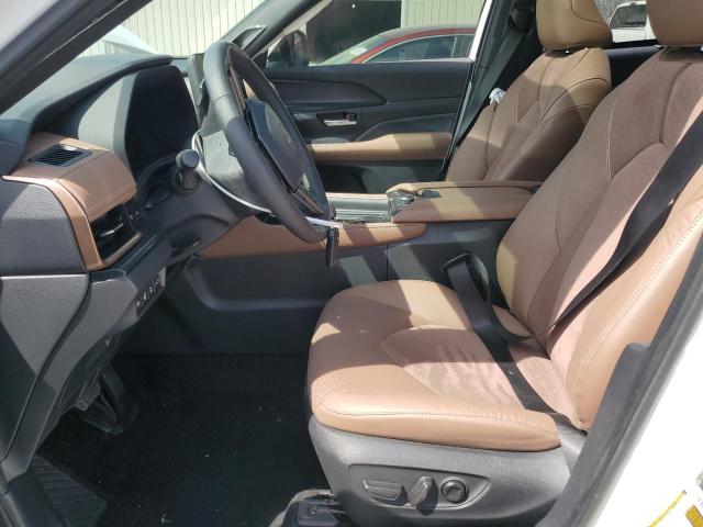 2024 TOYOTA GRAND HIGH - 5TDADAB59RS006851