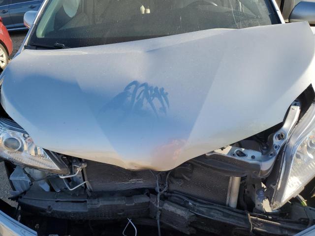 2019 TOYOTA SIENNA XLE - 5TDYZ3DC7KS005131