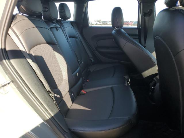 2017 MINI COOPER CLU WMWLN5C57H2E31812