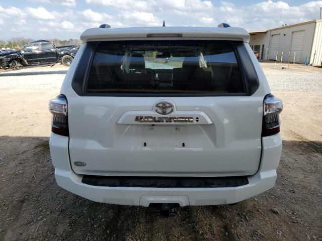 2020 TOYOTA 4RUNNER SR - JTEBU5JR1L5815513