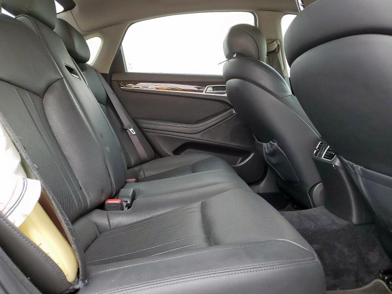 2016 HYUNDAI GENESIS 3. - KMHGN4JE4GU111196