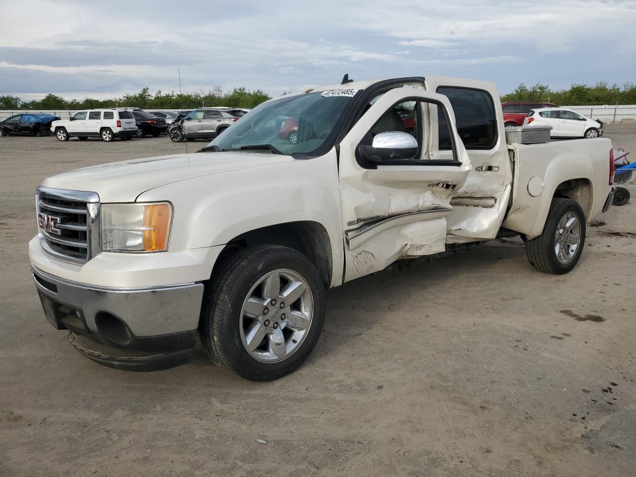 GMC SIERRA C1500 SLT