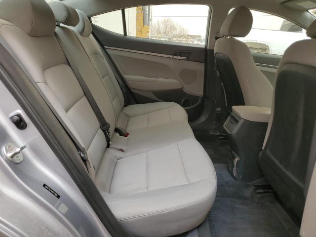 2017 HYUNDAI ELANTRA SE - 5NPD74LF4HH177881