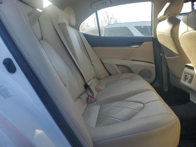 2018 TOYOTA CAMRY L - 4T1B11HK7JU008300
