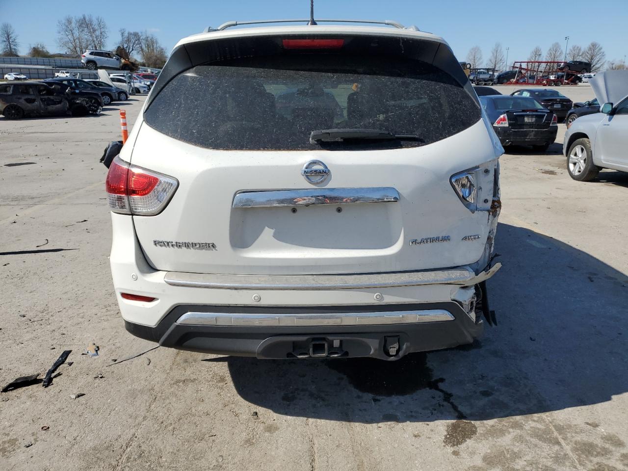 Nissan Pathfinder 2013