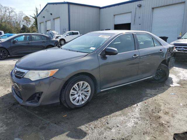 TOYOTA CAMRY BASE