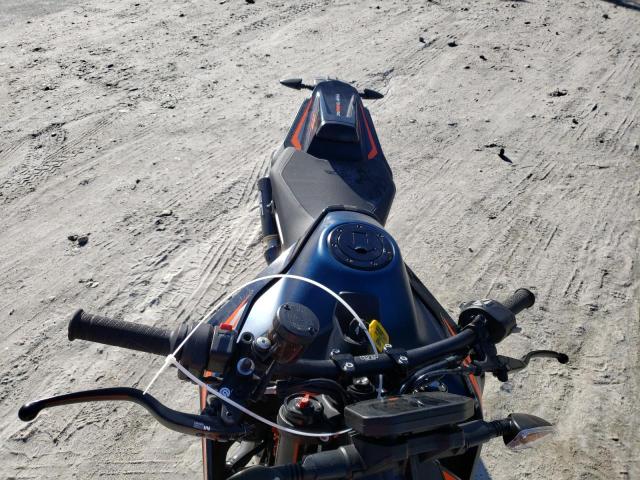 2022 KTM 890 DUKE R VBKTU9409NM830233
