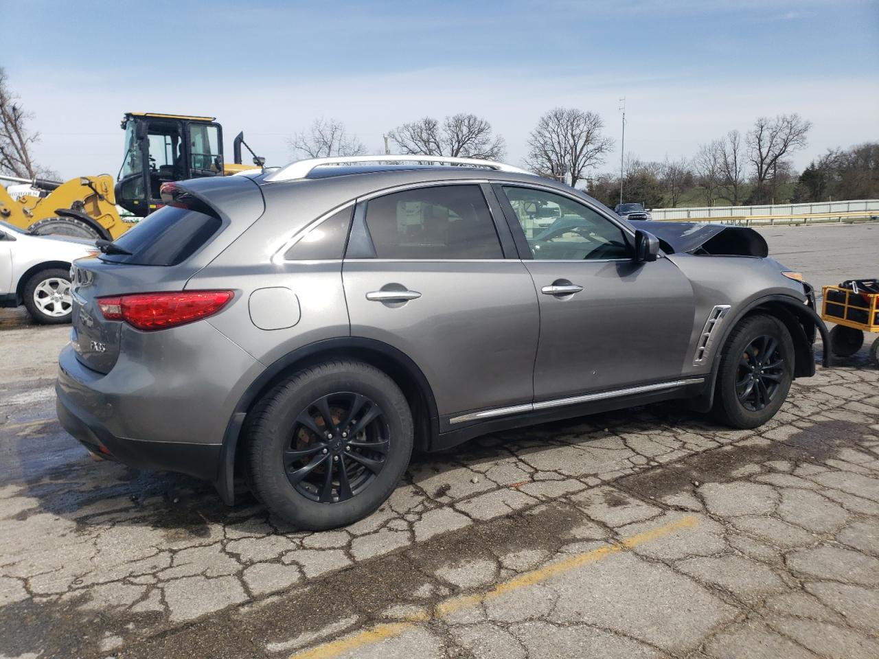 INFINITI FX35