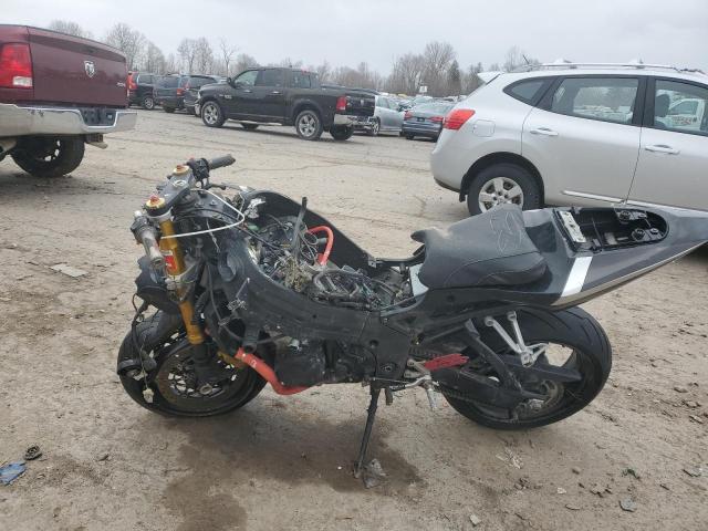 2004 SUZUKI MOTORCYCLE - JS1GT75AX42100658