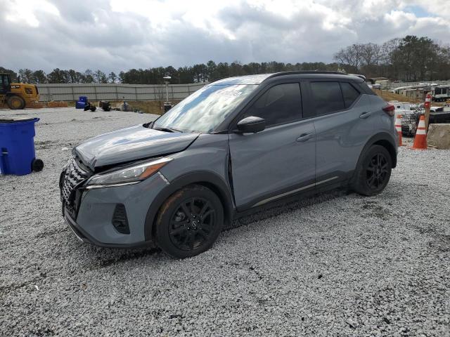 NISSAN KICKS SR
