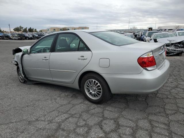 TOYOTA CAMRY LE 2005 silver  gas 4T1BE32K25U579353 photo #3