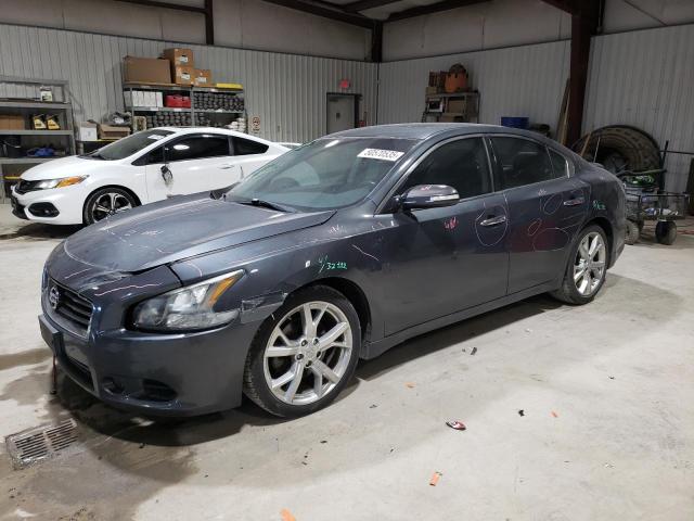 NISSAN MAXIMA S