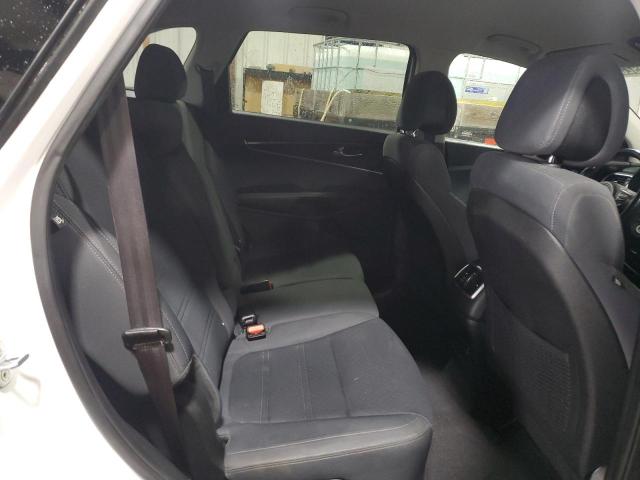 2016 KIA SORENTO LX - 5XYPG4A39GG053357