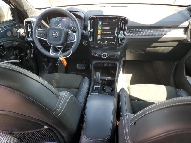 2022 VOLVO XC40 T5 R- - YV4162UM5N2695970