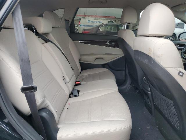 2018 KIA SORENTO LX - 5XYPG4A39JG412312