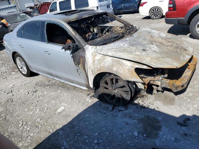 Vin: 1vwba7a34jc029778, lot: 48364215, volkswagen passat se 20184
