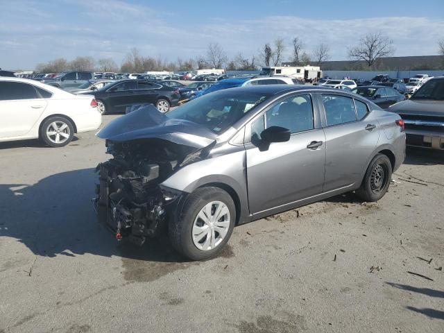 NISSAN VERSA S