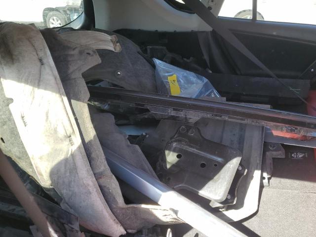 2018 TOYOTA RAV4 HV LE JTMRJREV3JD189122
