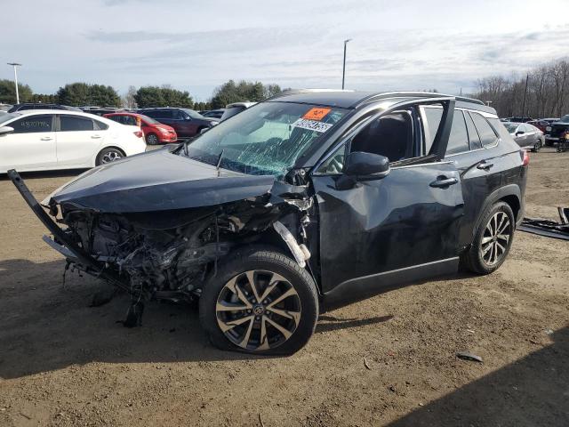 TOYOTA COROLLA CROSS XLE