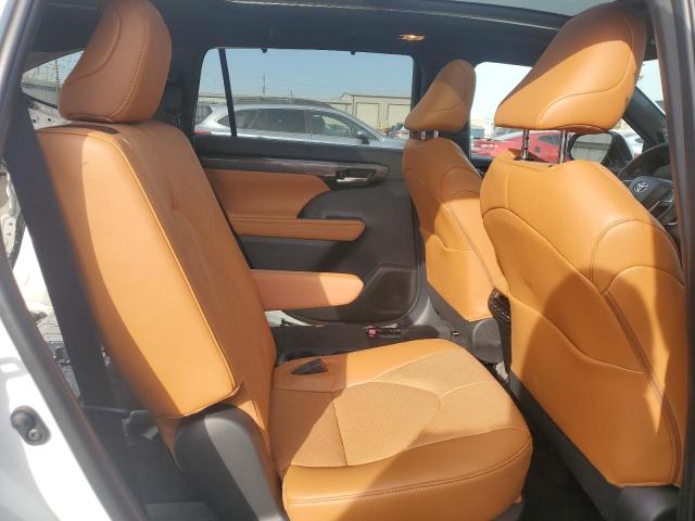 2024 TOYOTA HIGHLANDER - 5TDEBRCH8RS641512
