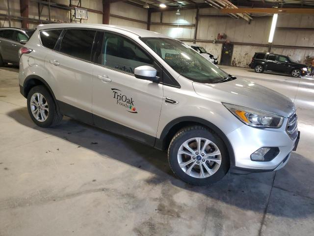 2017 FORD ESCAPE SE - 1FMCU9GD8HUB52557