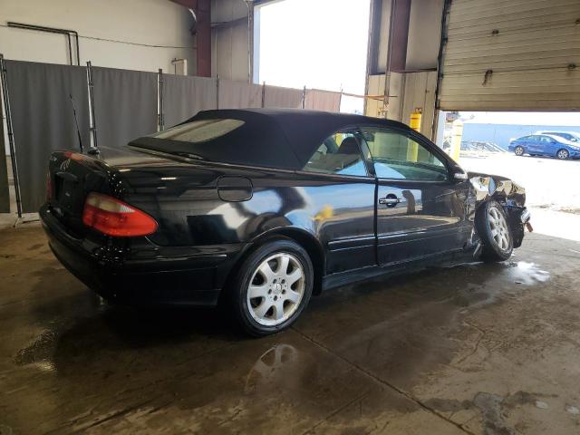 MERCEDES-BENZ CLK 320 2000 black  gas WDBLK65G9YT034723 photo #4