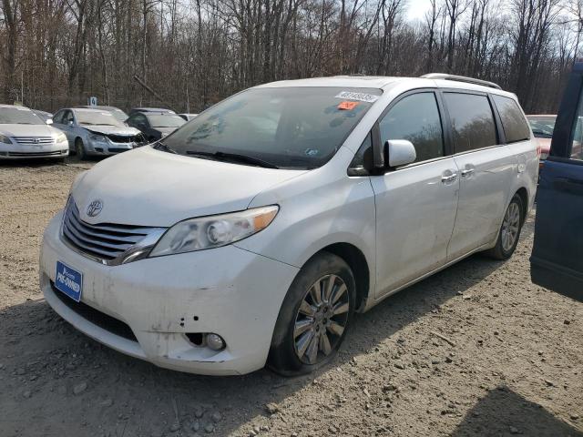 TOYOTA SIENNA XLE