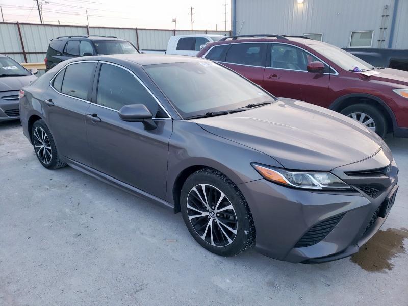 Vin: 4t1g11ak7lu319566, lot: 49390385, toyota camry se 20204