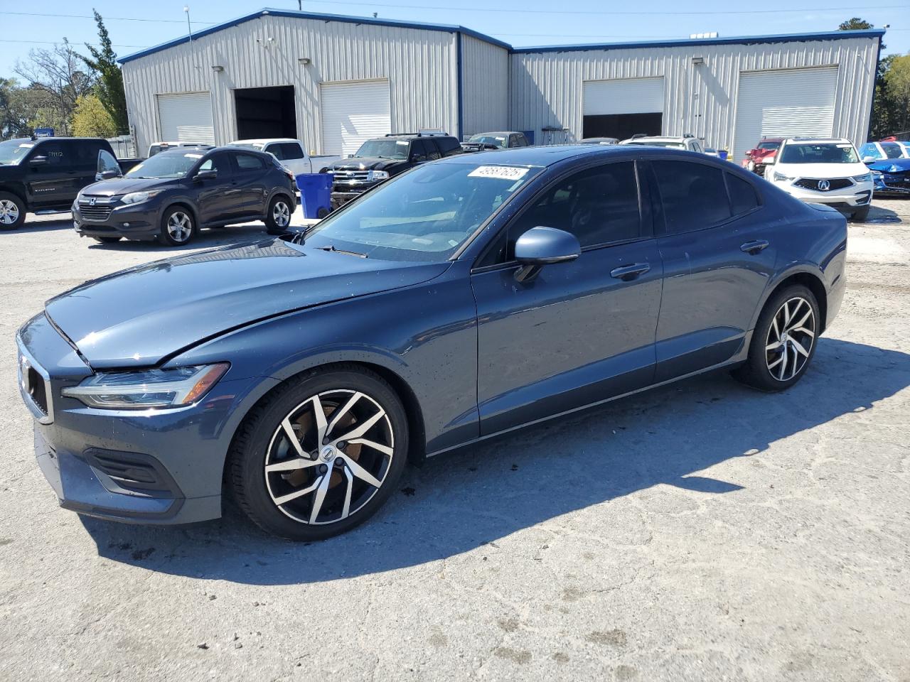 VOLVO S60 T5 MOMENTUM