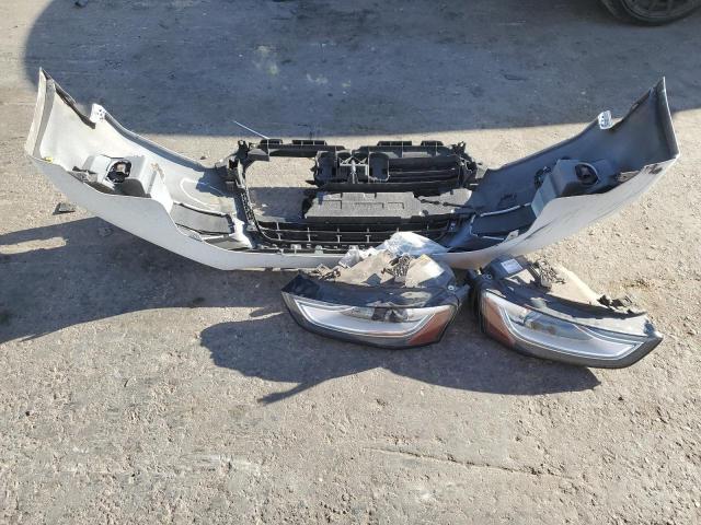 2016 AUDI A4 PREMIUM WAUFFAFL8GN010415