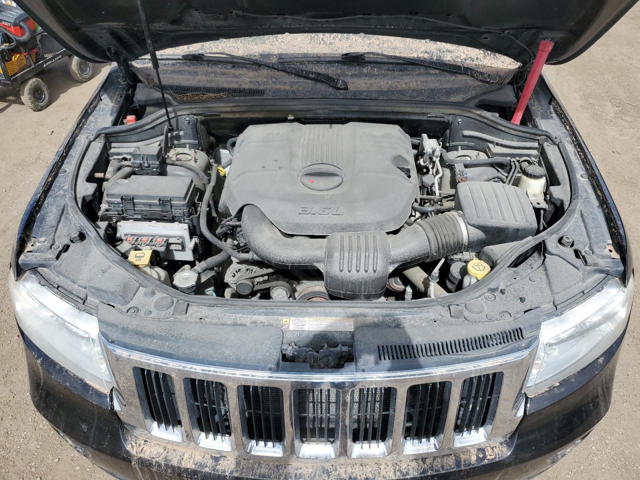 JEEP GRAND CHEROKEE LAREDO