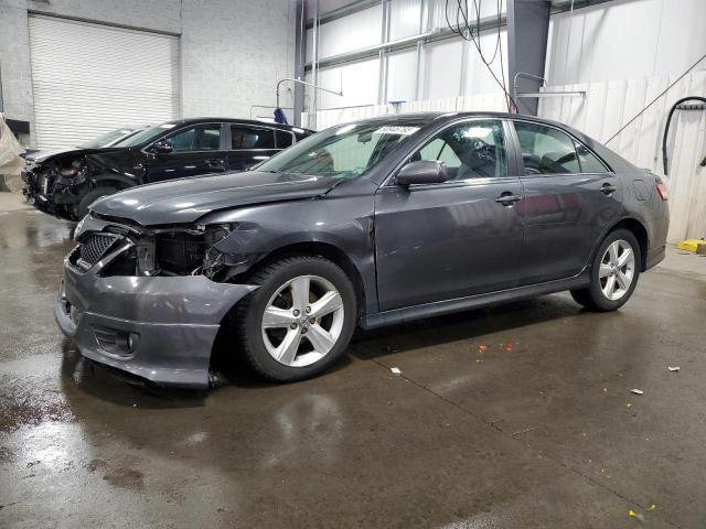 TOYOTA CAMRY BASE