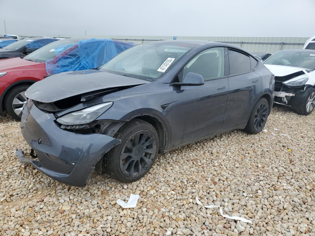 TESLA MODEL Y