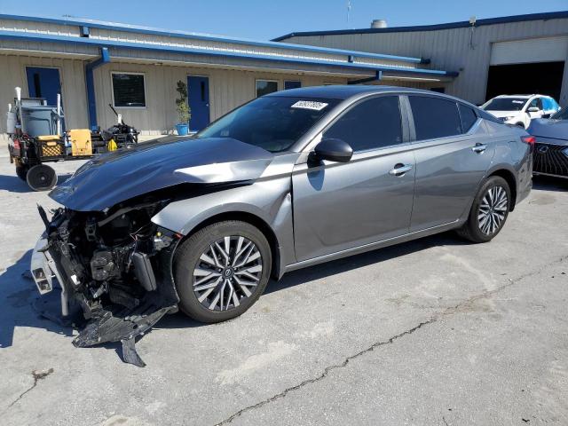 NISSAN ALTIMA SV