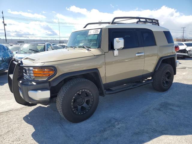 TOYOTA FJ CRUISER