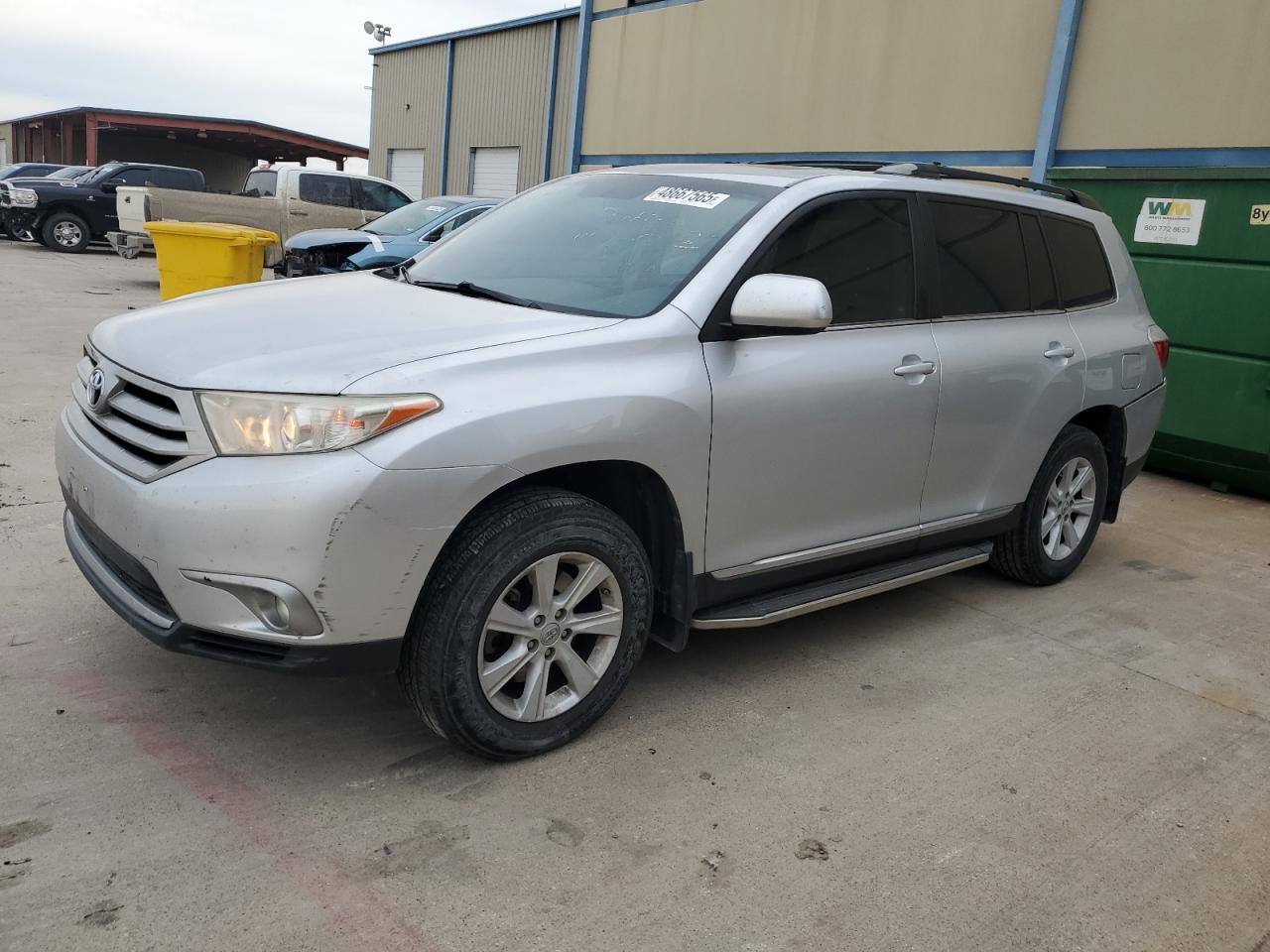 TOYOTA HIGHLANDER BASE